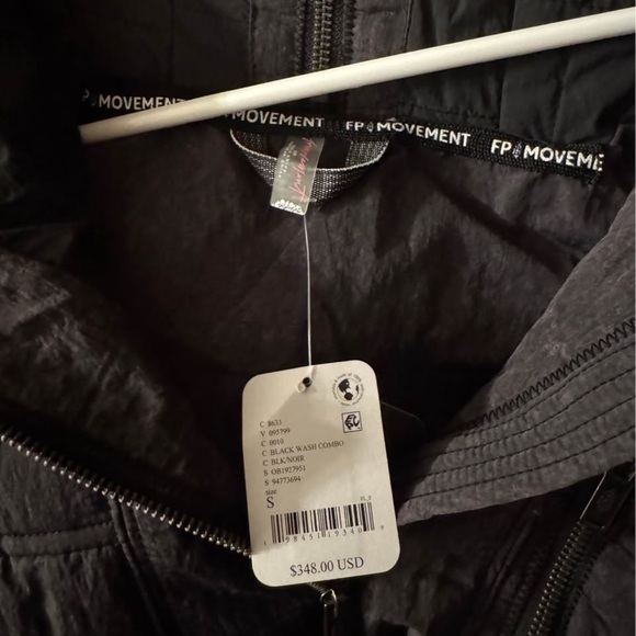 Free People Puffer Jacket BRAND NEW WITH TAGS small - Picture 2 of 8